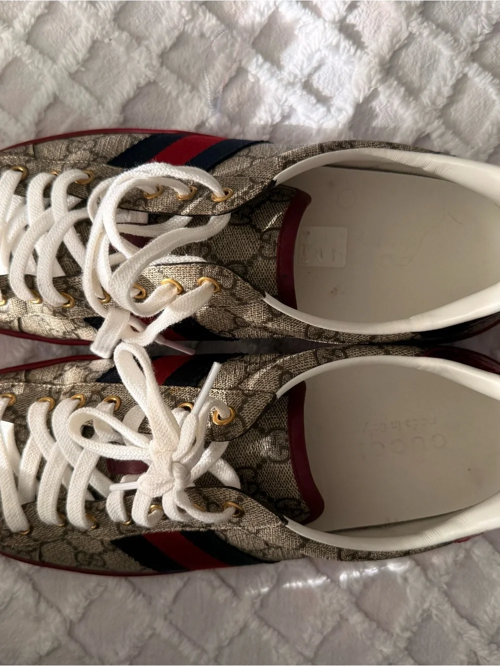 Gucci classic gg